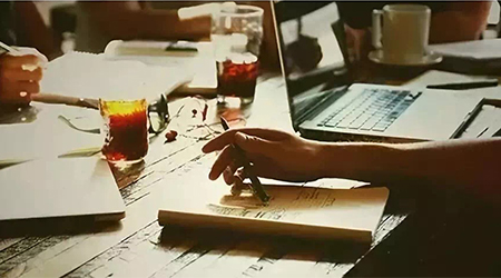 為什么老板一天到晚都很累，企業(yè)卻沒有高績效？
